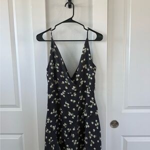 Elegant Strapless Floral Dress in Black